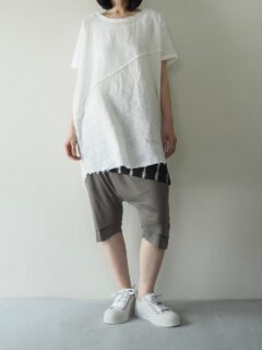 Tops【daub】Tank Top【ANN DEMEULEMEESTER】Sarouel Pants【FIRST AID TO THE INJURED】Shoes【ANN DEMEULEMEESTER】